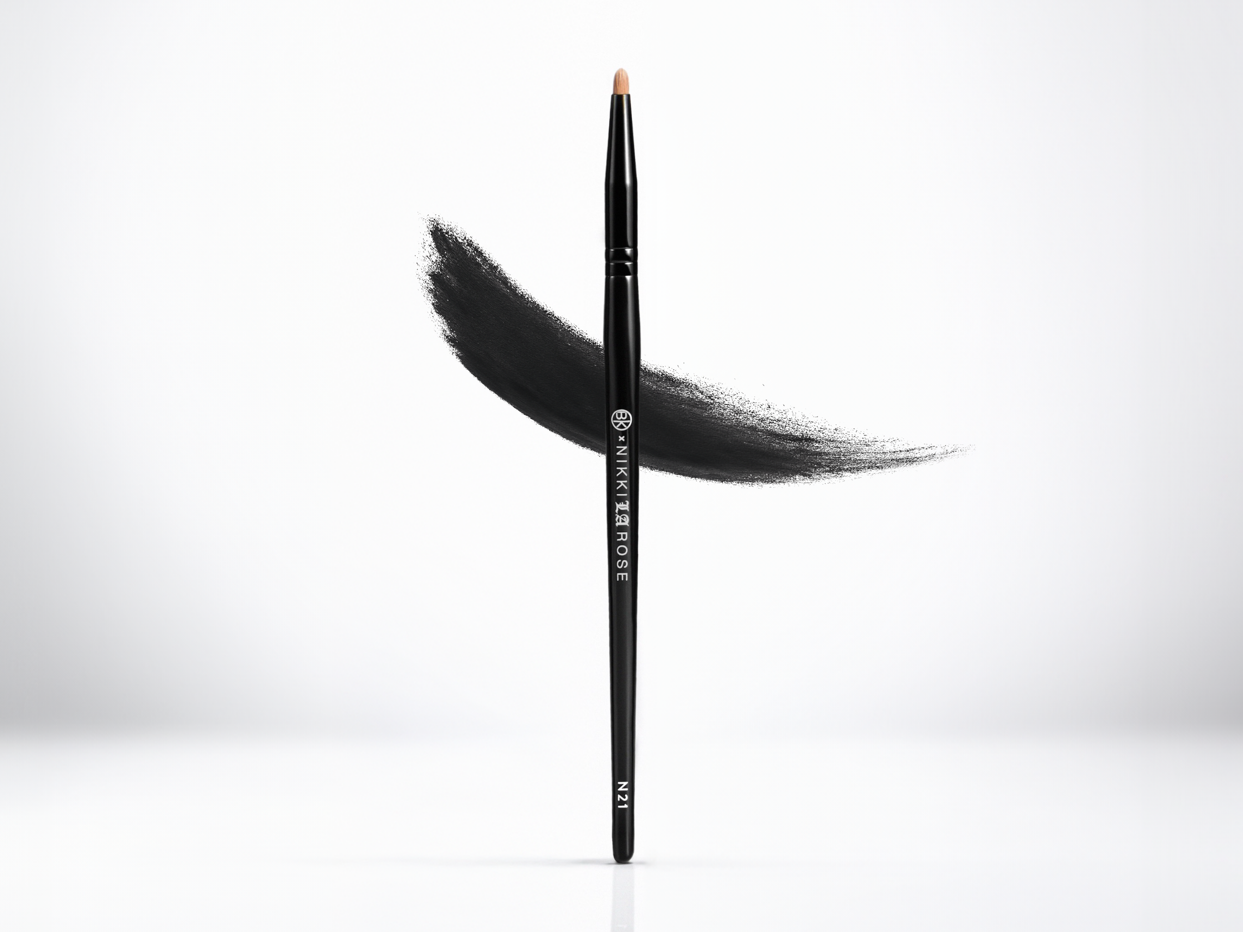 Nikki La Rose N21 Precision Blender