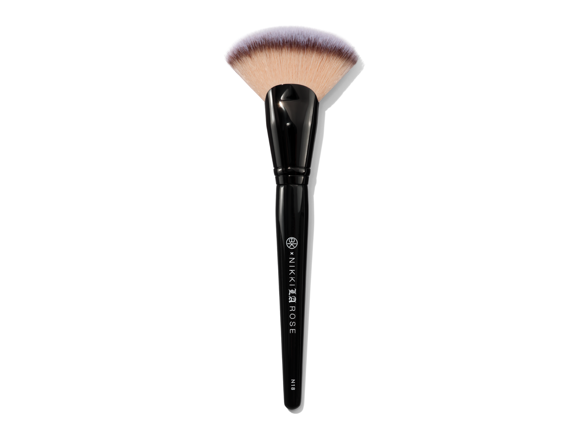 Nikki La Rose N18 Ultimate Contour Brush